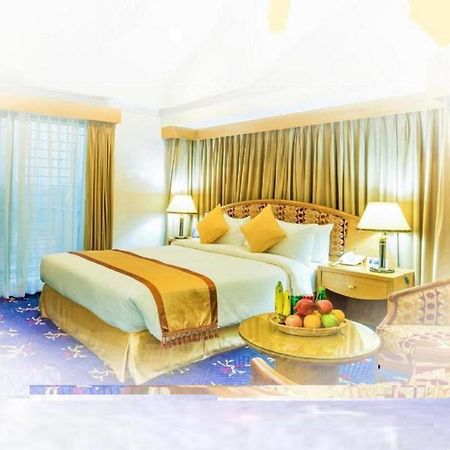 Hotel Lake Castle - Parkview Дака Екстериор снимка